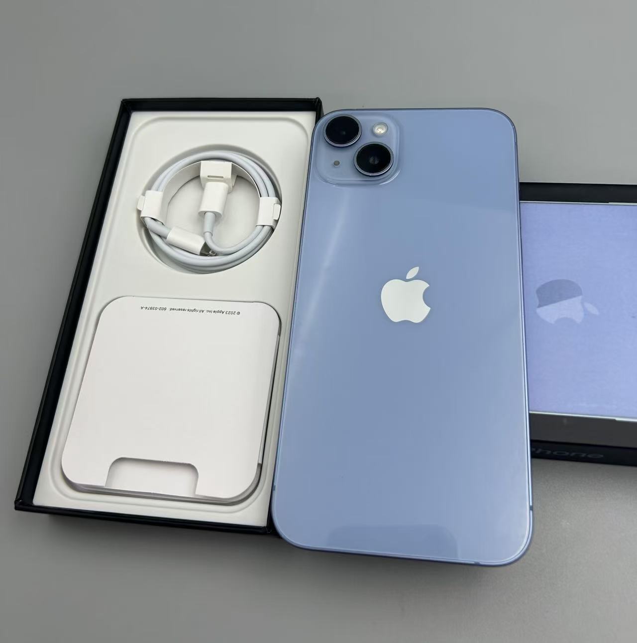 Apple/苹果 iPhone 14  256GB 全网通5G手机双卡