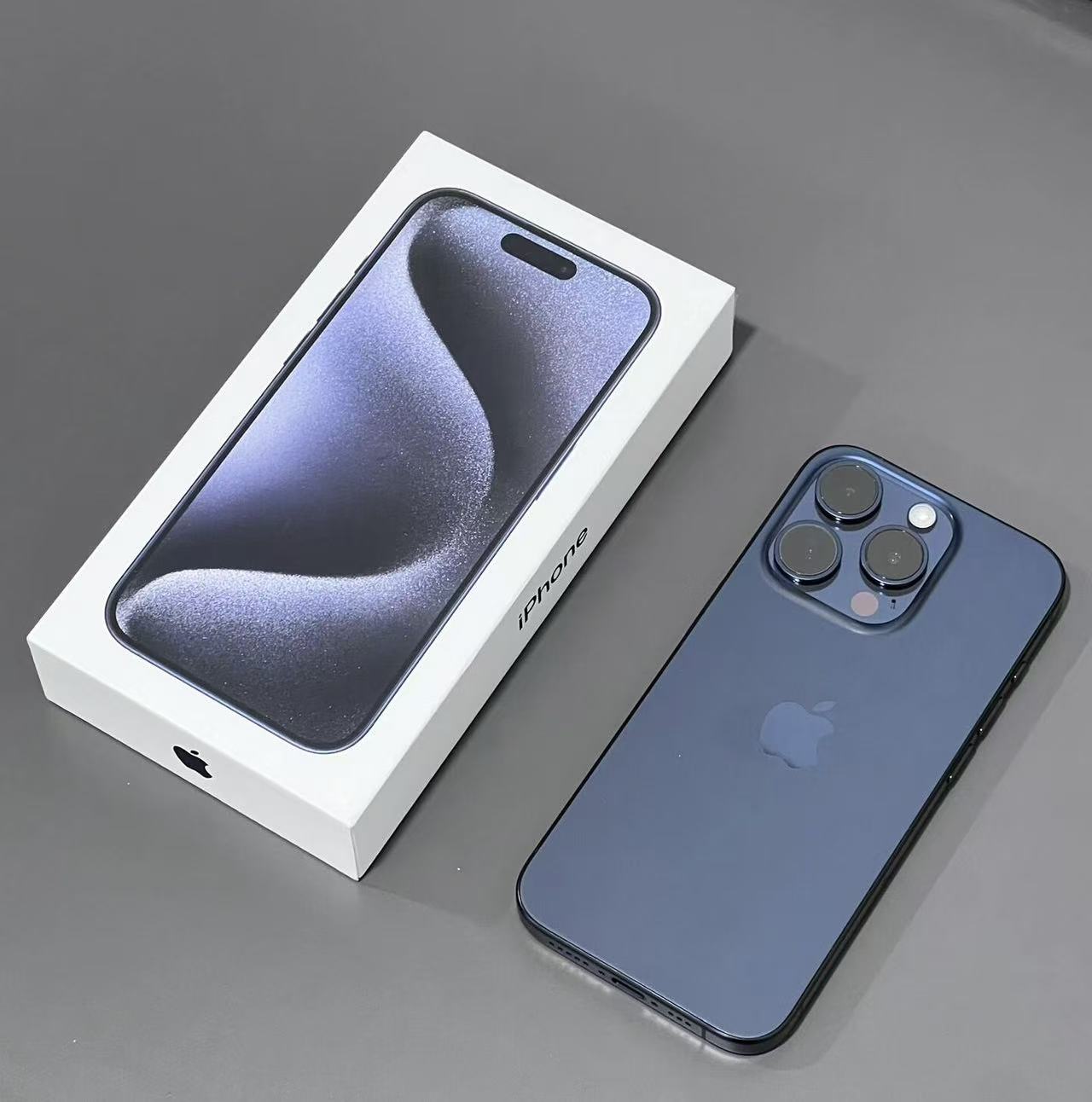 Apple/苹果 iPhone 15Pro  128GB 手机全网通5G