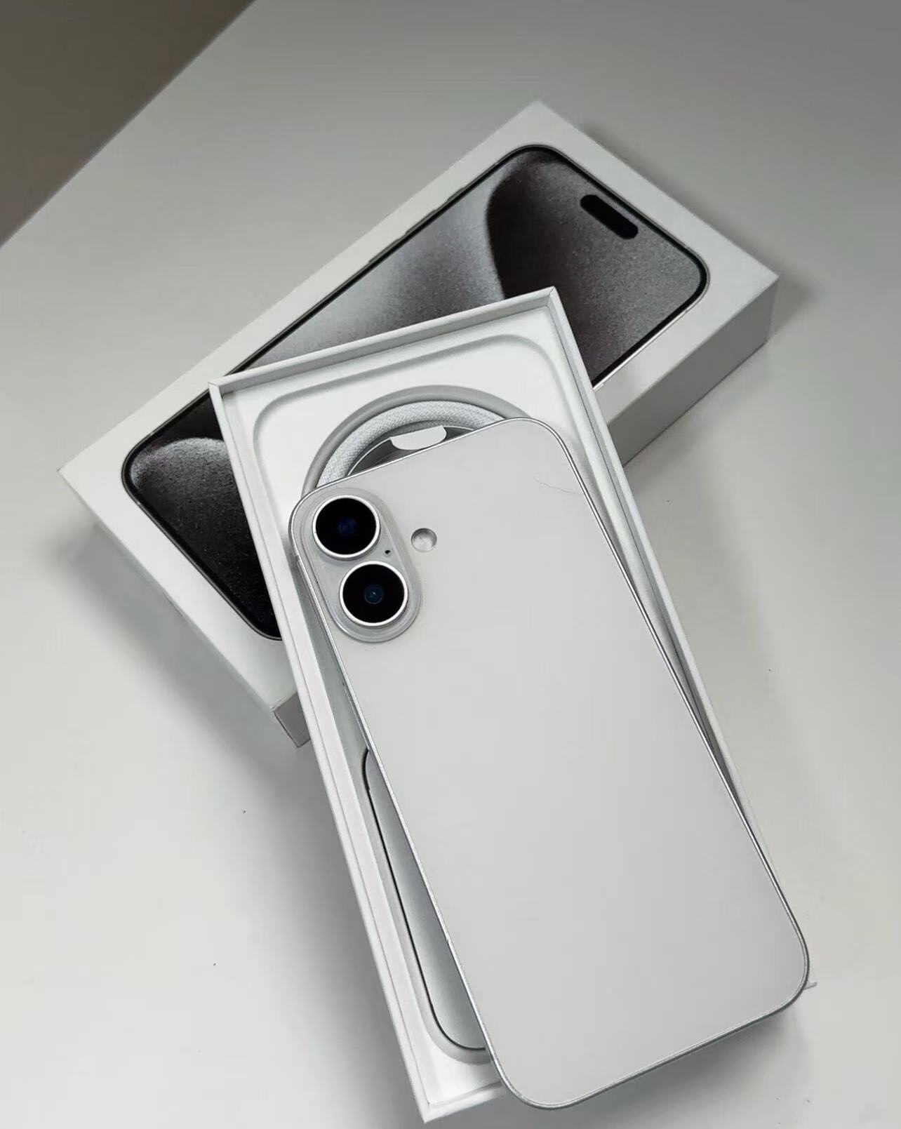 Apple/苹果 iPhone 16  256GB 苹果手机全网通5G