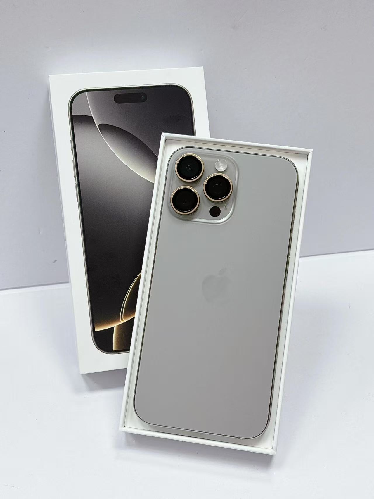 Apple/苹果 iPhone 16 ProMax  1TB 苹果手机全网通5G