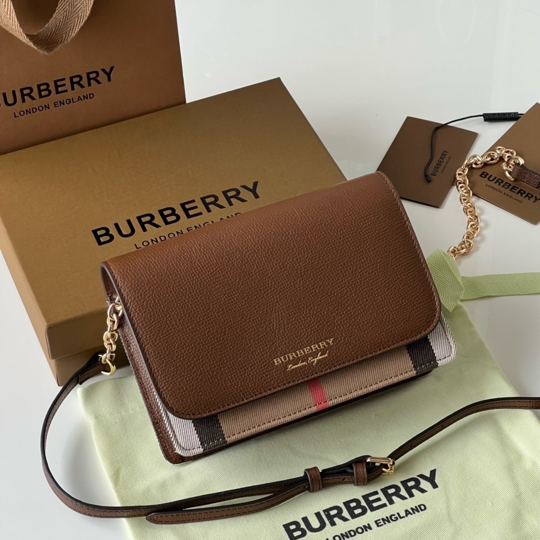 BURBERRY鏈條包