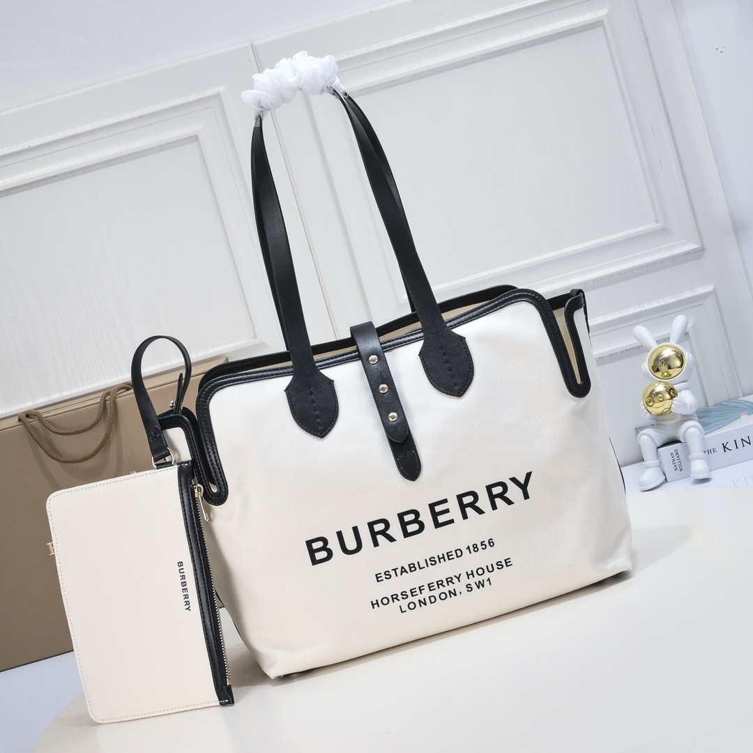BURBERRY單肩包