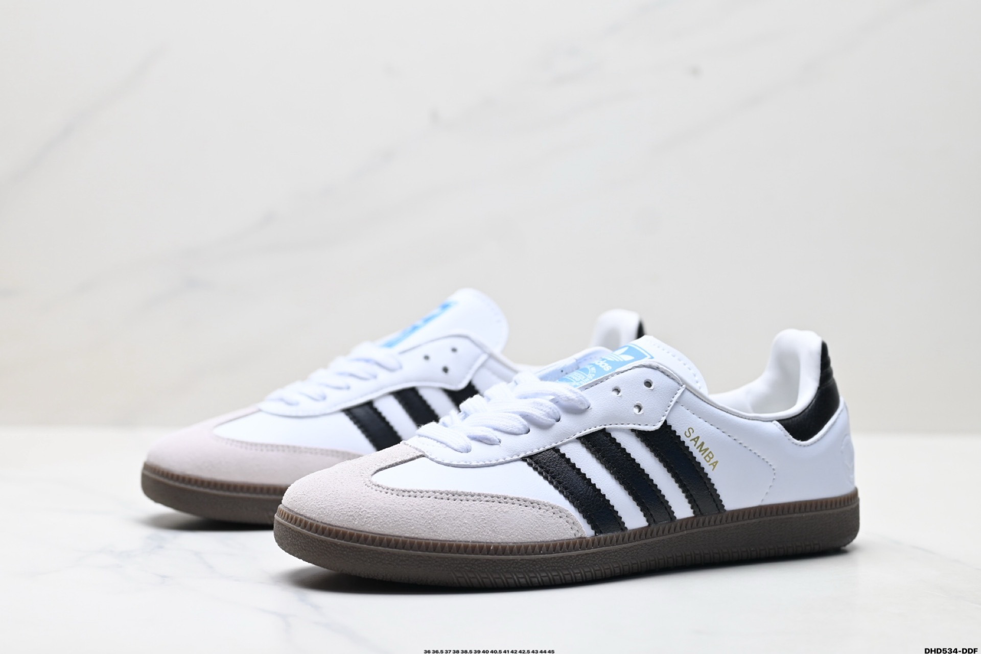 Adidas情侶鞋 阿迪達斯時尚休閒運動板鞋