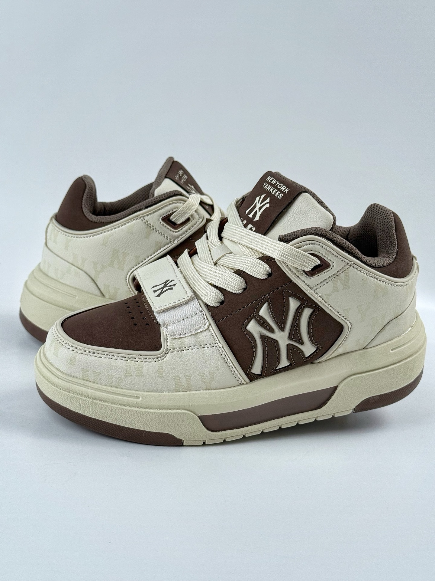 MLB情侶鞋 洋基隊時尚厚底休閑運動慢跑鞋