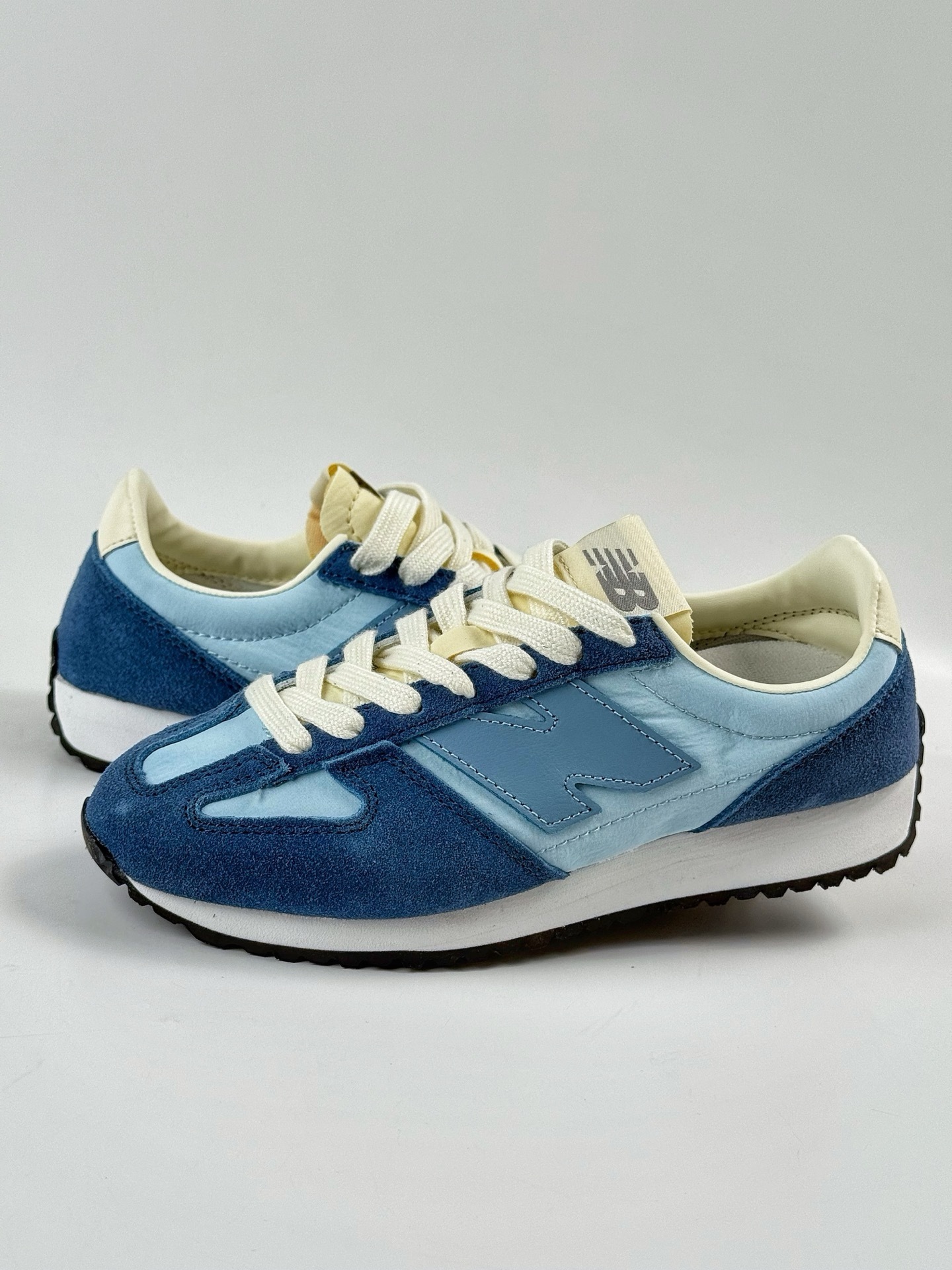 New Balance情侶鞋 新百倫時尚休閑運動慢跑鞋