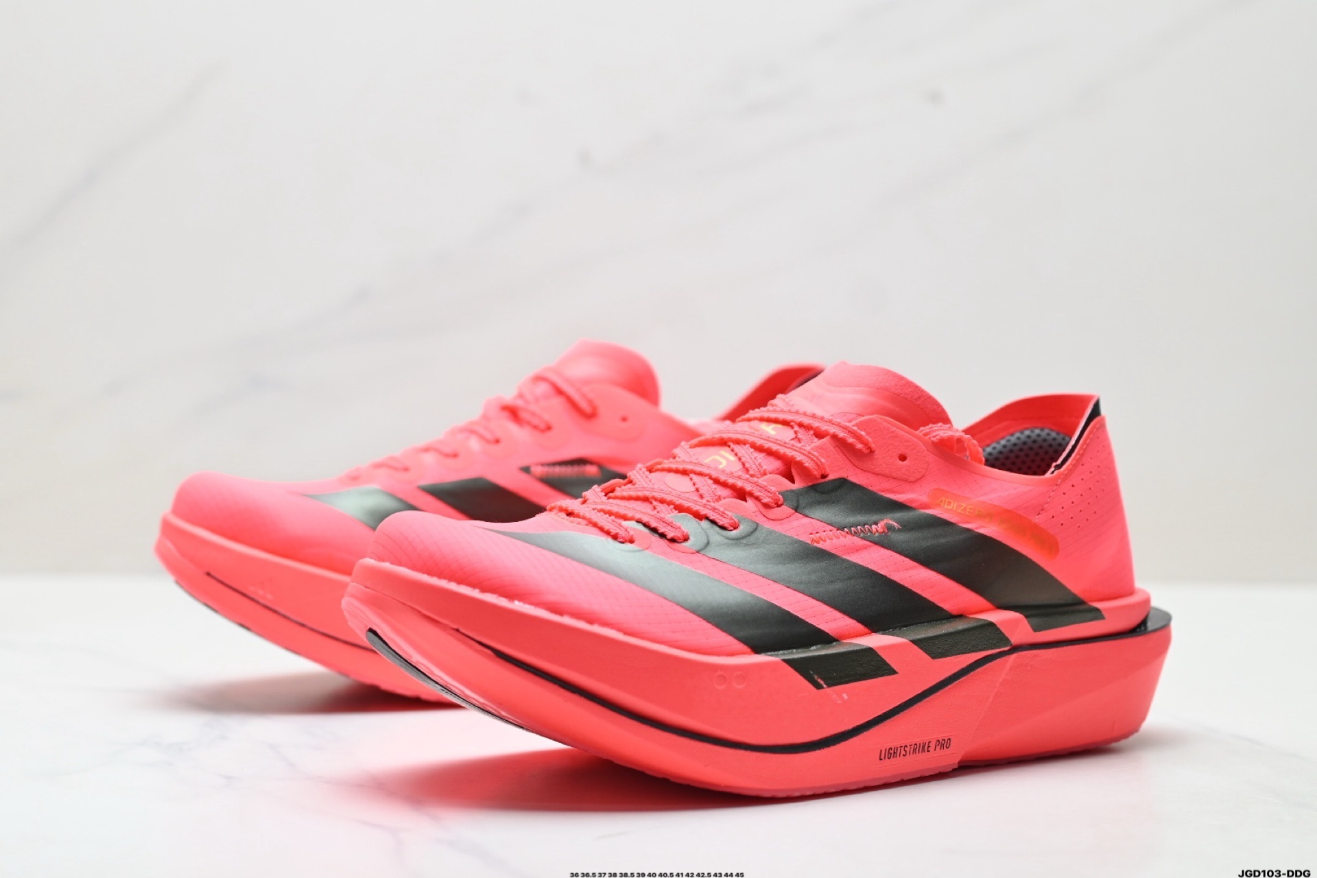 Adidas情侶鞋 阿迪達斯時尚休閒運動跑步鞋