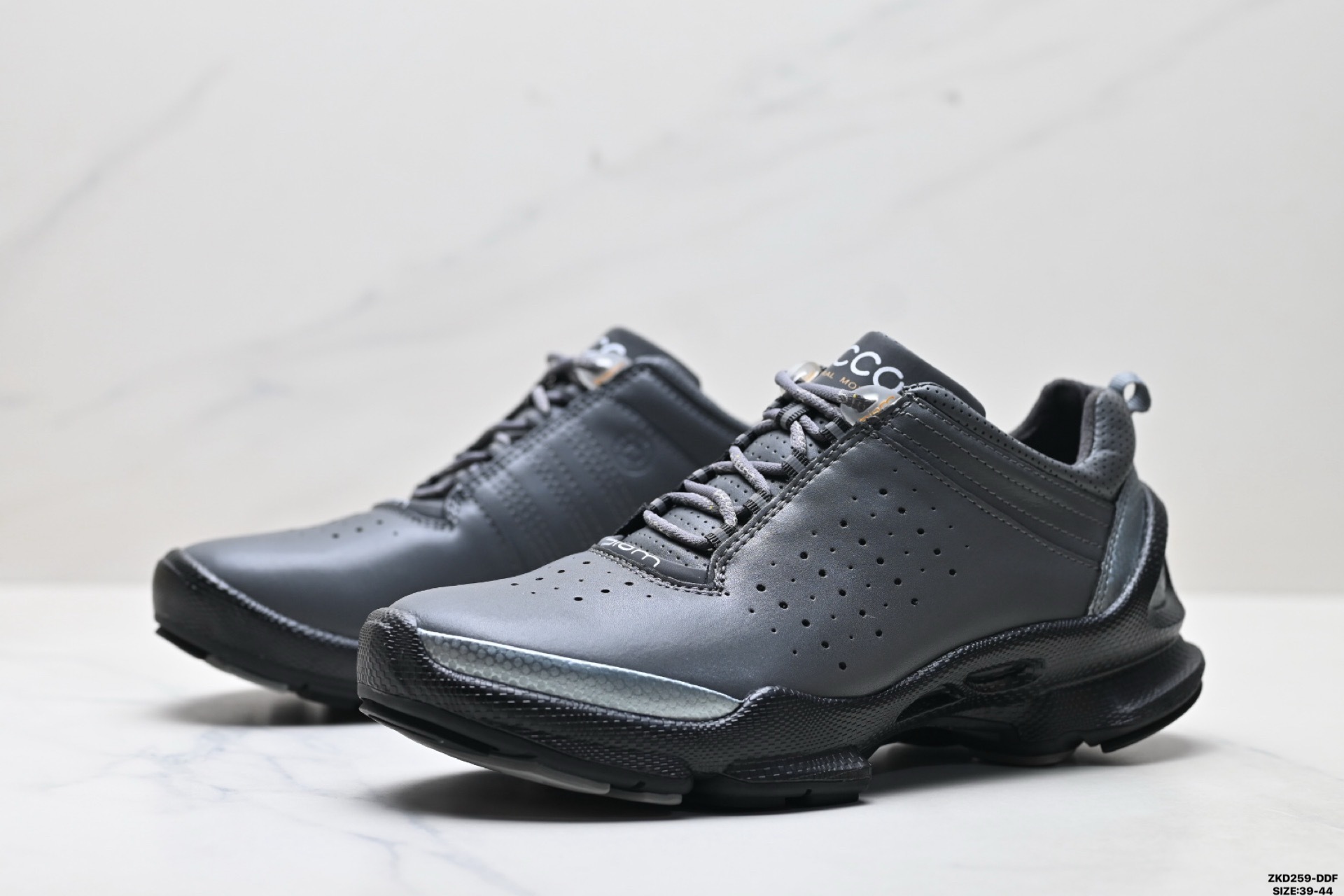 Ecco男鞋 愛步時尚休閒運動跑步鞋