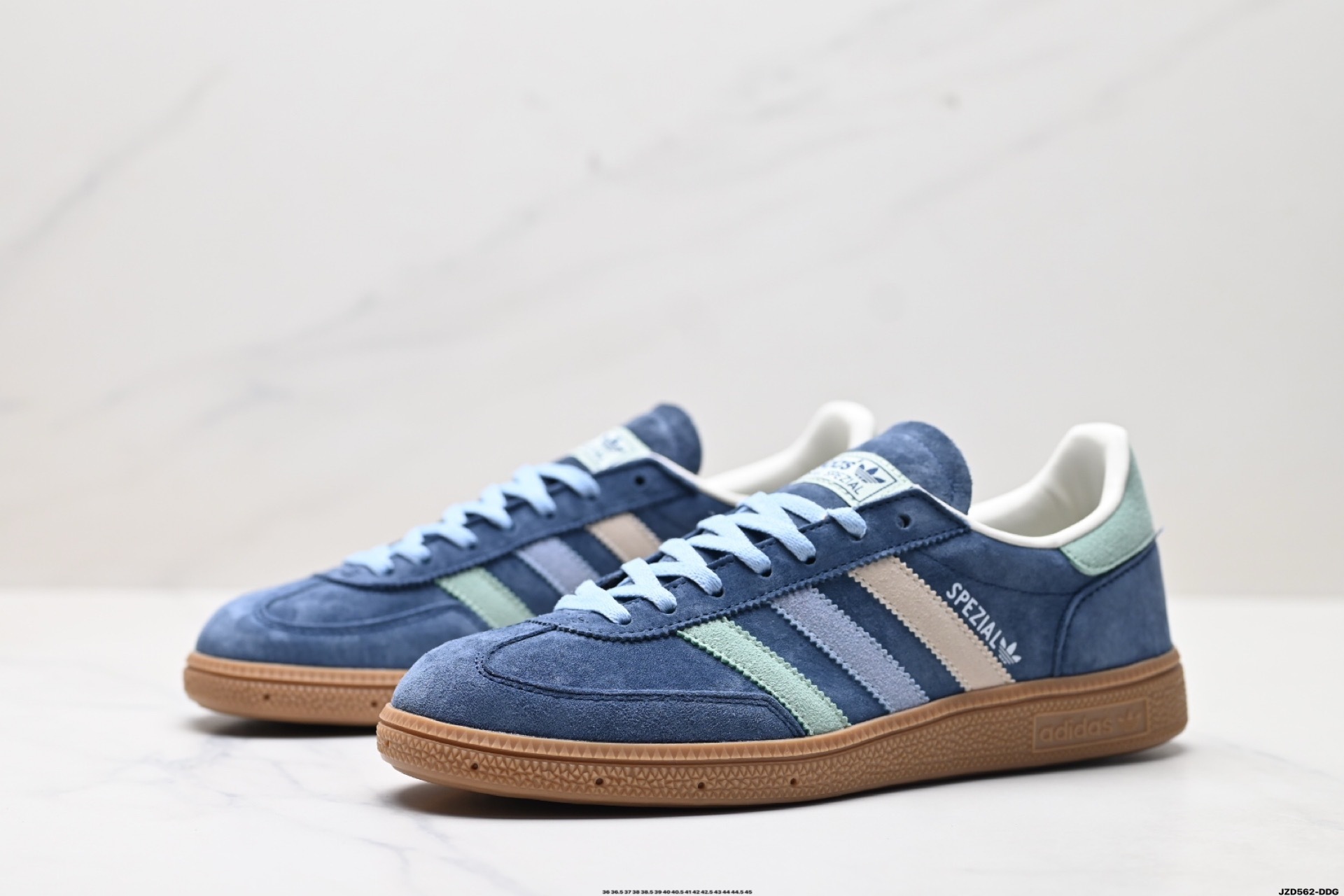 Adidas情侶鞋 阿迪達斯三葉草休閒運動板鞋