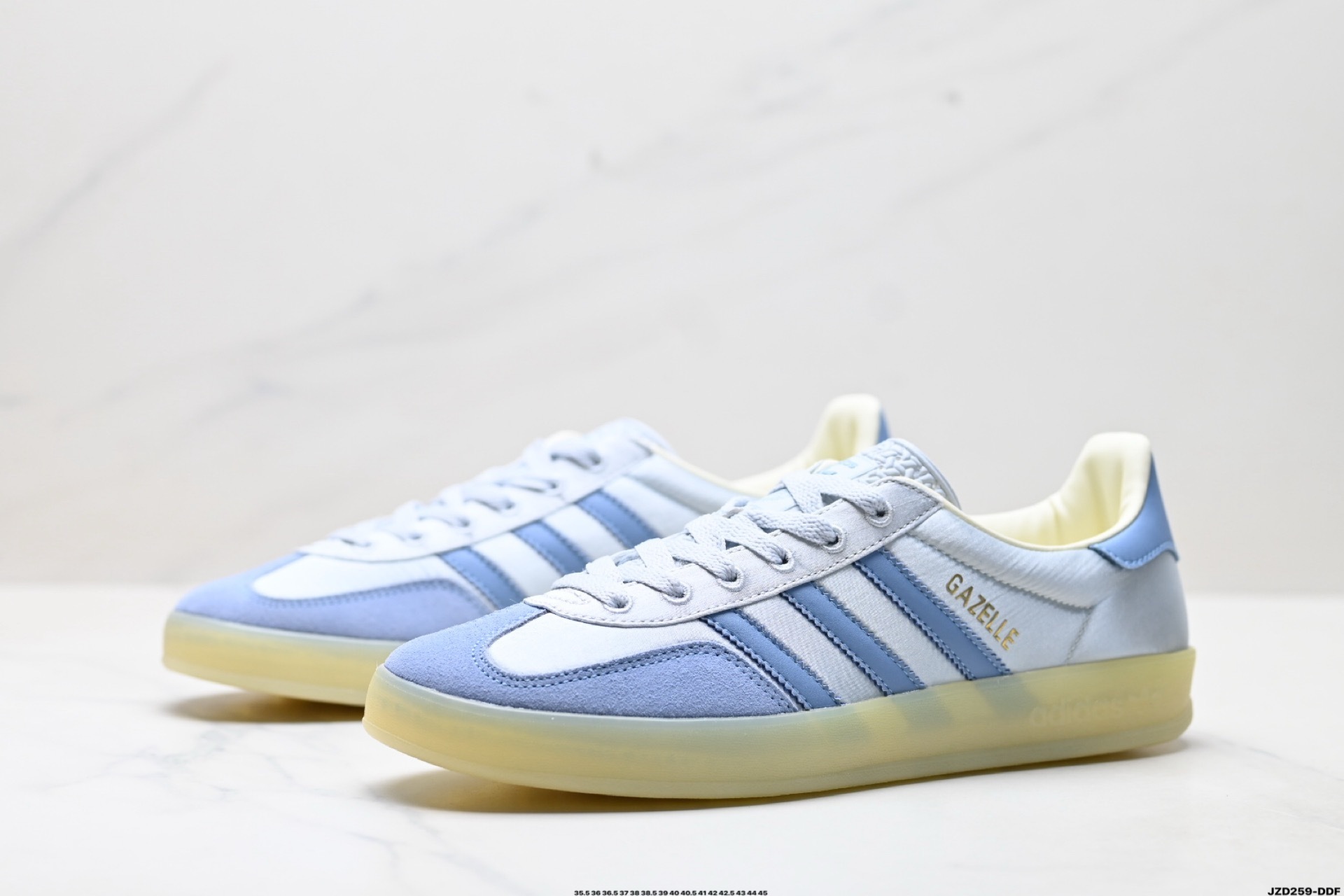 Adidas情侶鞋 阿迪達斯時尚休閒運動板鞋