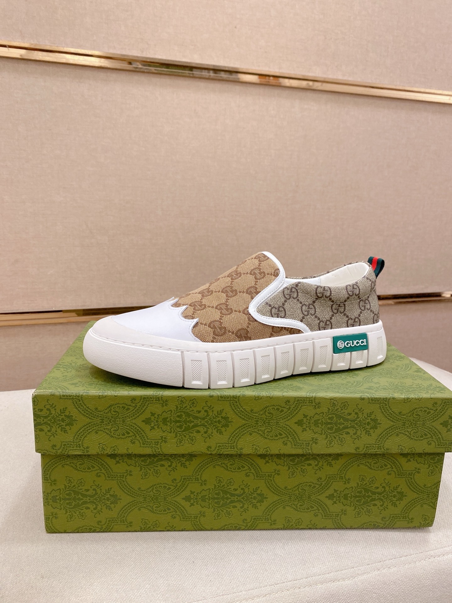 GUCCI男鞋 2025專櫃同步 古馳經典爆款休閒鞋