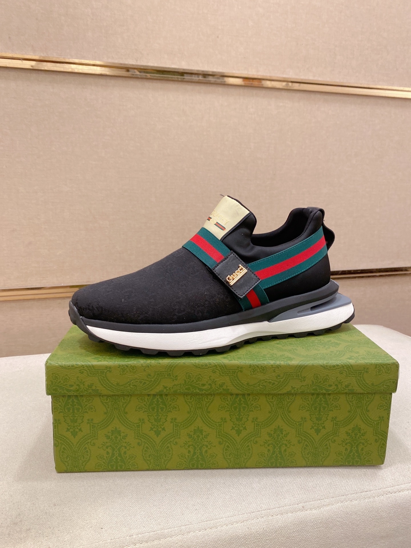 GUCCI男鞋 2025專櫃同步 古馳經典爆款休閒鞋