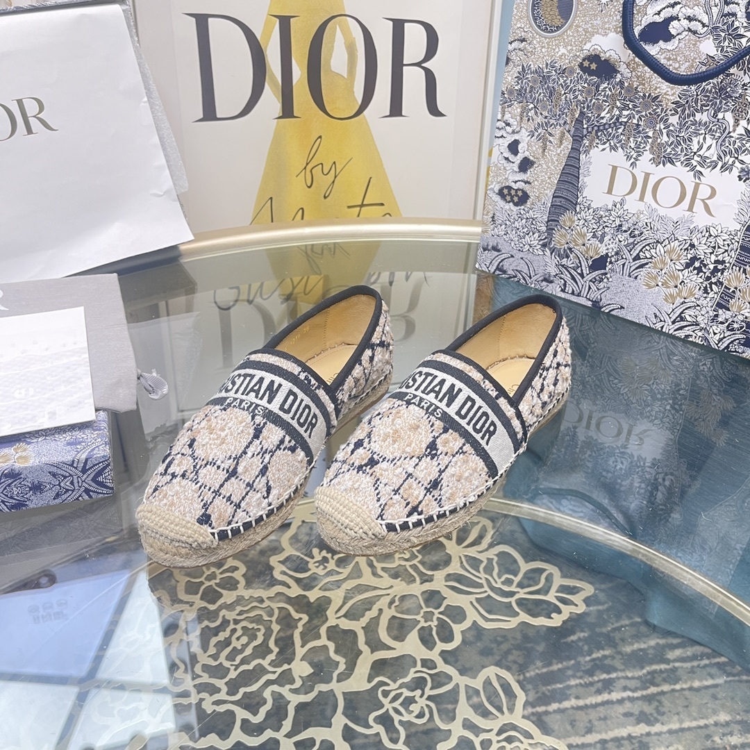 DIOR女鞋 2025專櫃同步 迪奧經典爆款草編漁夫鞋
