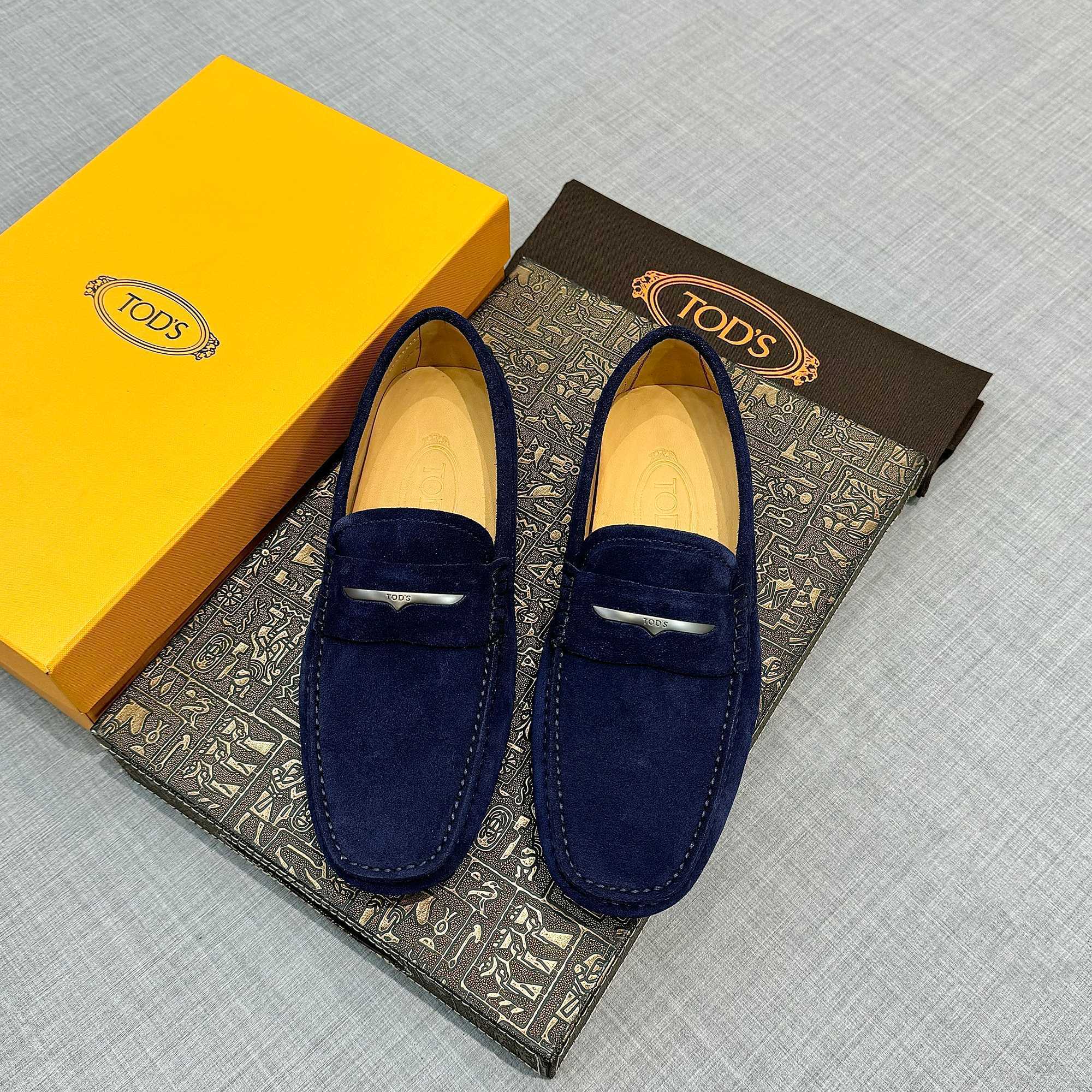 TODS男鞋 2025專櫃同步 托德斯經典爆款豆豆皮鞋