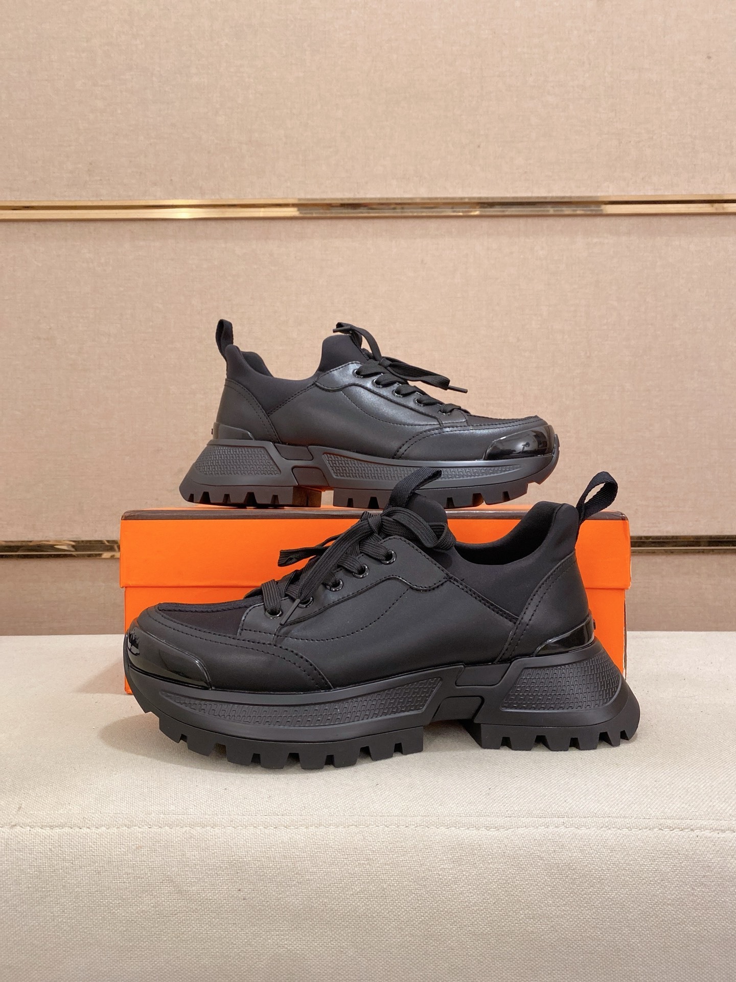 HERMES男鞋 2025專櫃同步 愛馬仕經典爆款休閑鞋