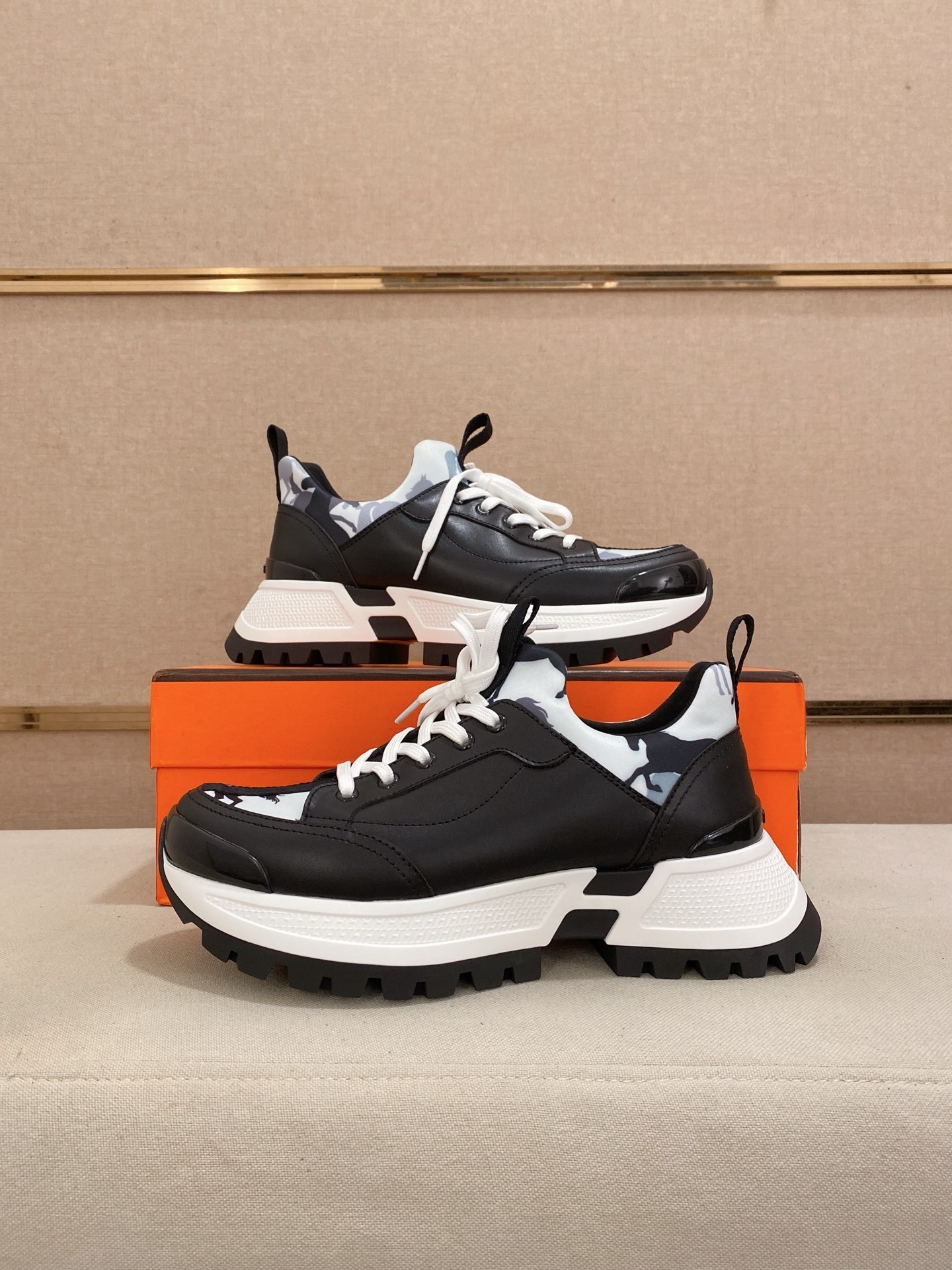 HERMES男鞋 2025專櫃同步 愛馬仕經典爆款休閑鞋