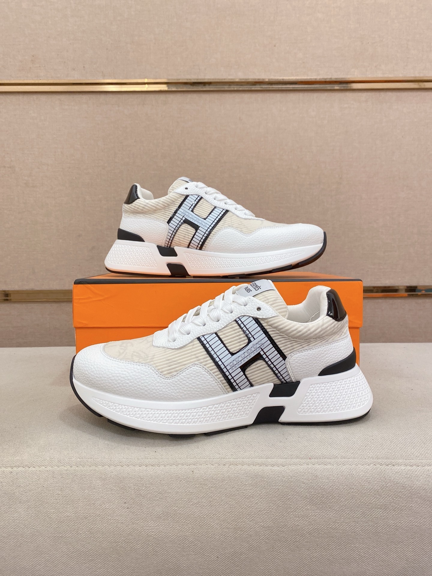 HERMES男鞋 2025專櫃同步 愛馬仕經典爆款休閑鞋