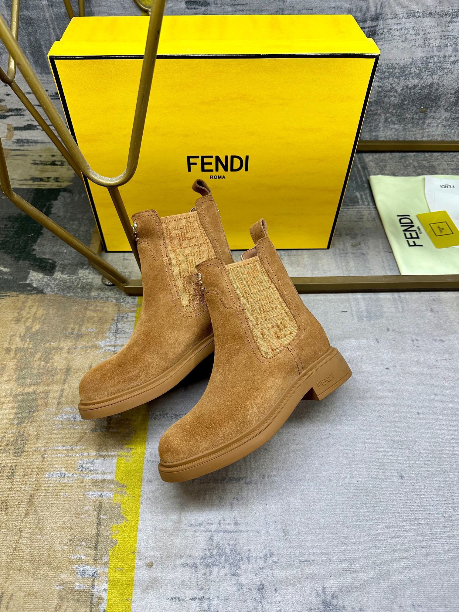 FENDI女靴 2025專櫃同步 芬迪時尚爆款靴鞋