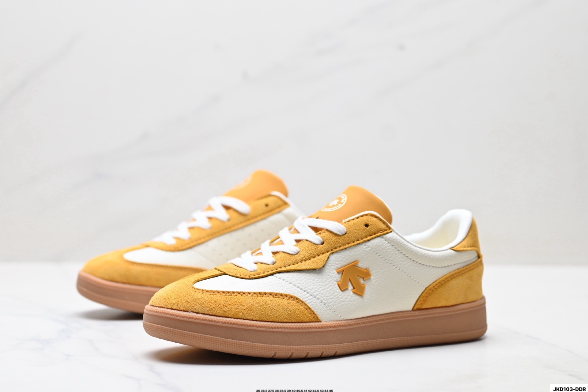 DESCENTE情侶鞋 迪桑特時尚休閑運動板鞋