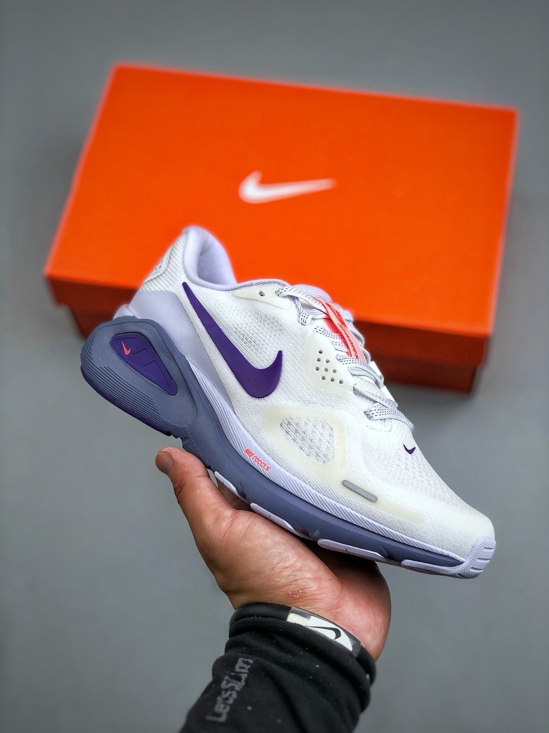 NIKE女鞋 耐克時尚休閒運動跑步鞋