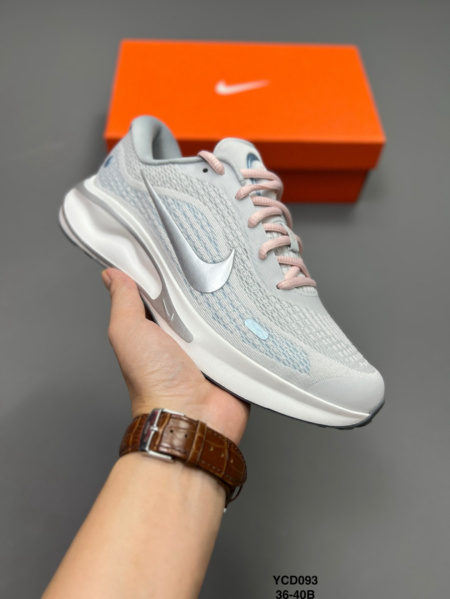 NIKE女鞋 耐克時尚休閒運動跑步鞋