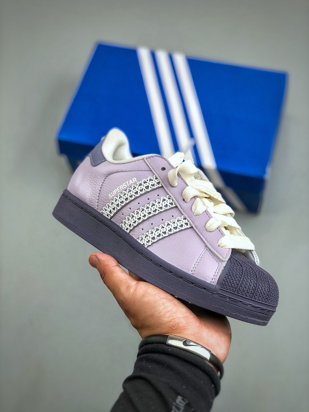 Adidas女鞋 阿迪達斯時尚休閒運動板鞋