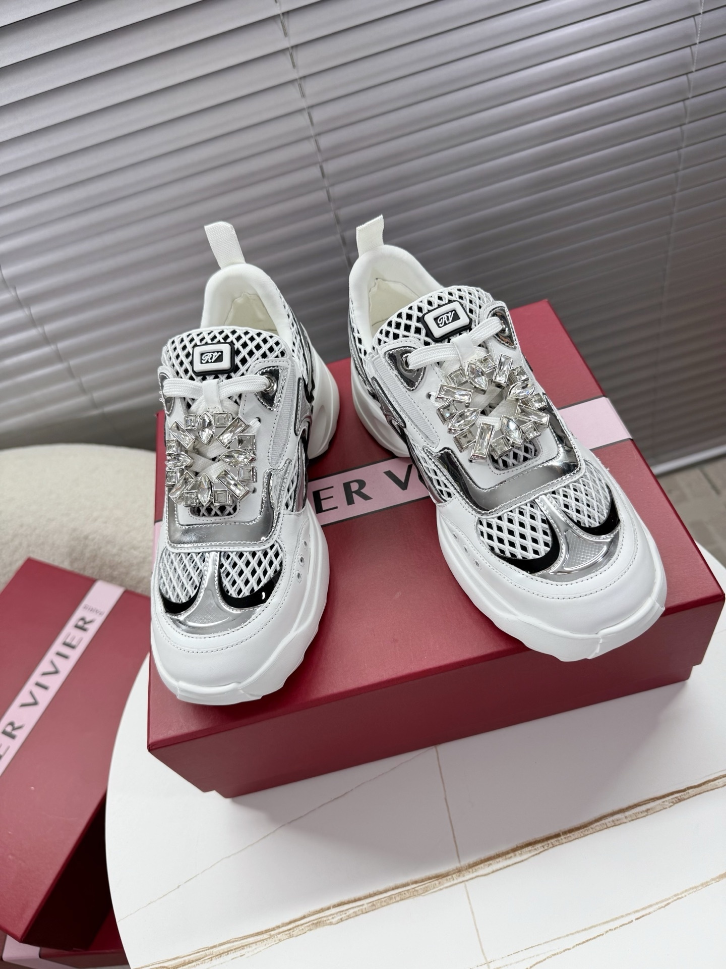 ROGER VIVIE女鞋 2025專櫃同步 RV經典爆款休閒鞋