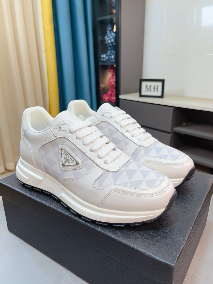 PRADA男鞋 2025專櫃同步 普拉達經典爆款休閑鞋