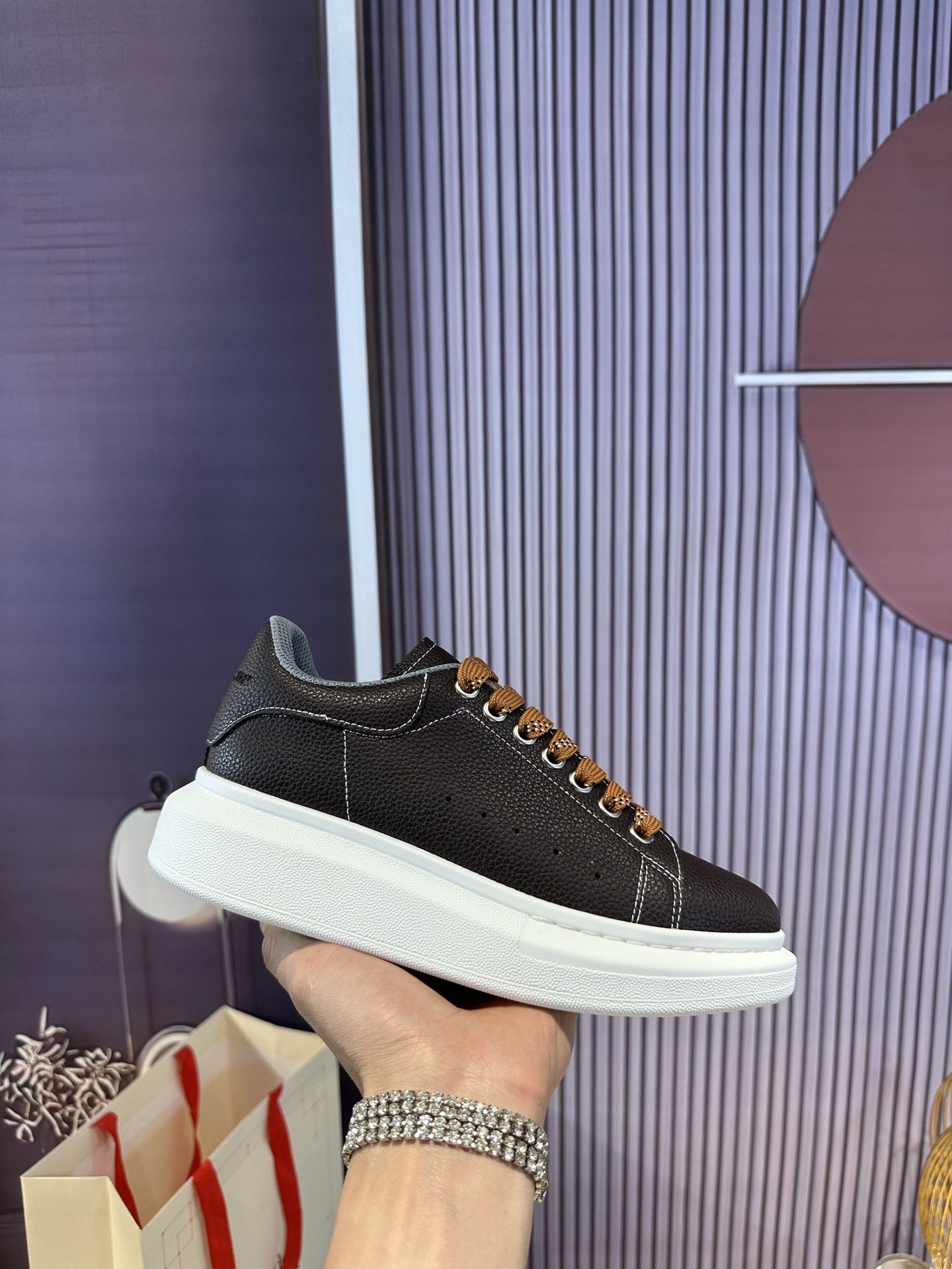 MCQUEEN情侶鞋 2025專櫃同步 麥昆經典爆款休閑鞋