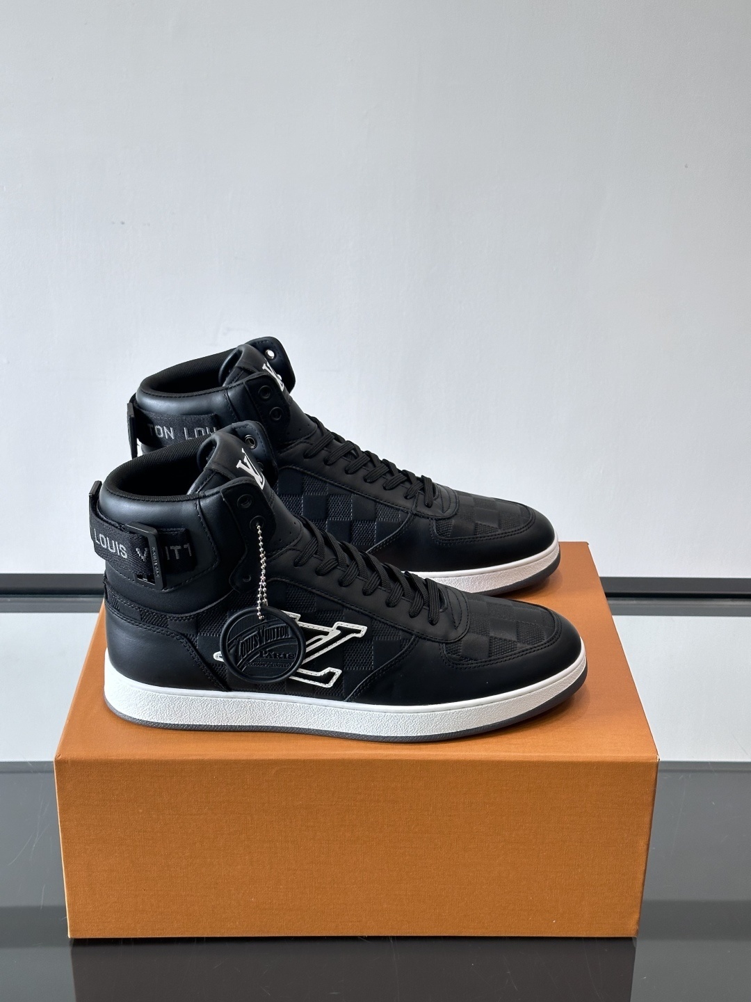 Louis Vuitton男鞋 2025專櫃同步 LV路易威登高幫休閑運動鞋