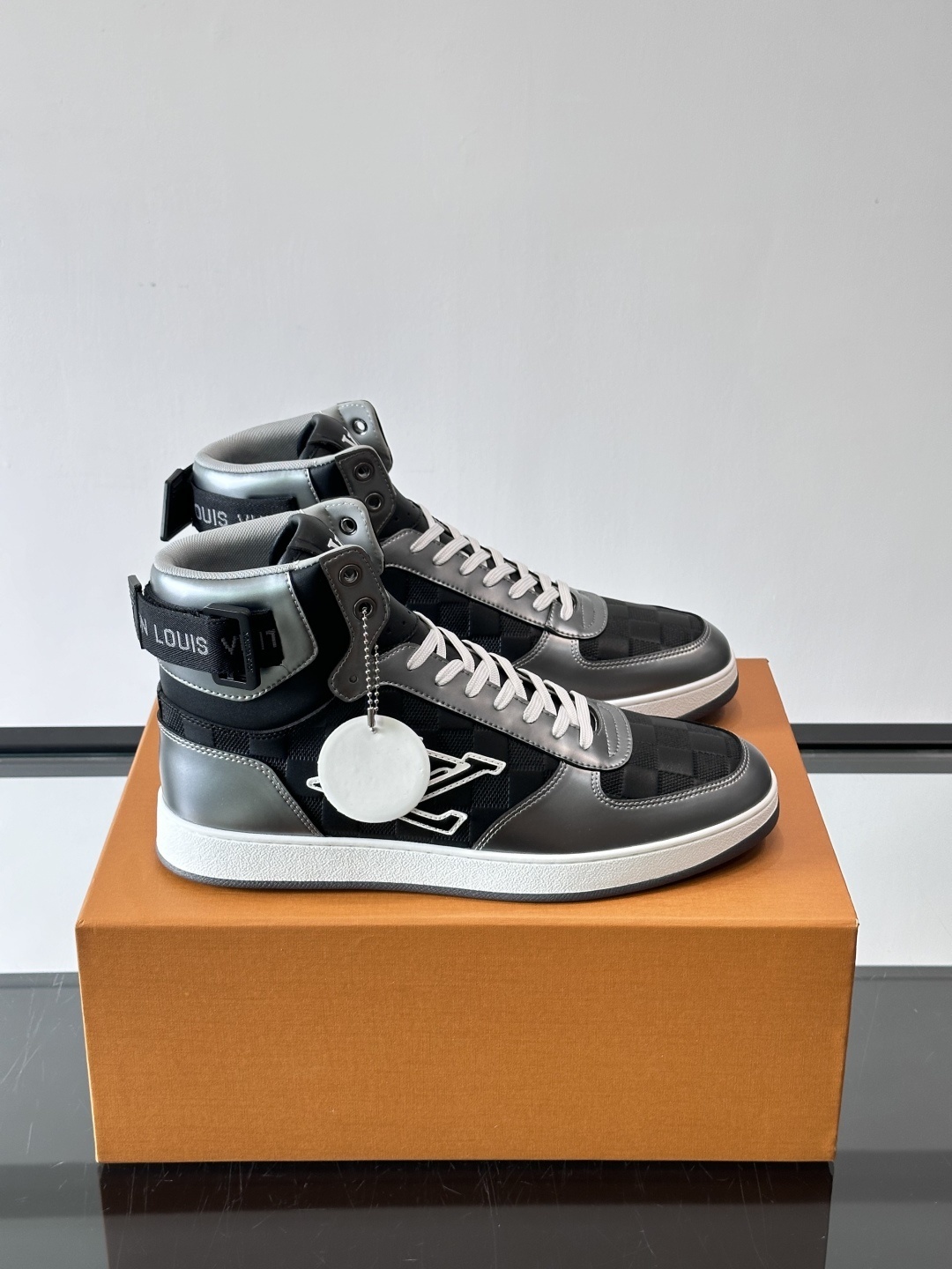 Louis Vuitton男鞋 2025專櫃同步 LV路易威登高幫休閑運動鞋