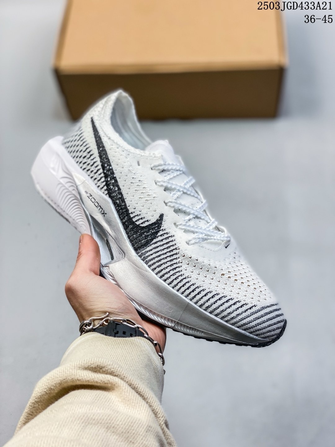 NIKE情侶鞋 耐克時尚休閑運動跑步鞋 50