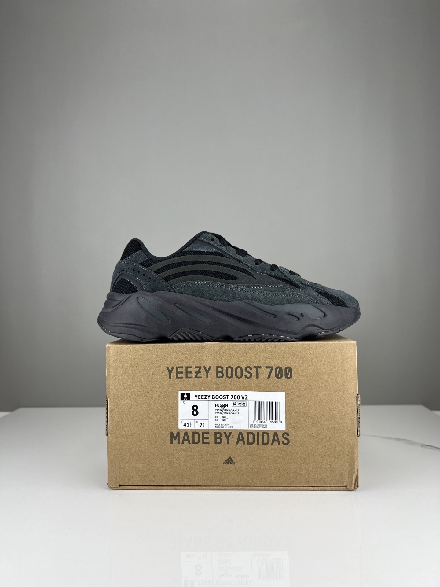 Adidas YEEzy 700V2情侶鞋 2025專櫃同步 阿迪達斯椰子休閑運動鞋