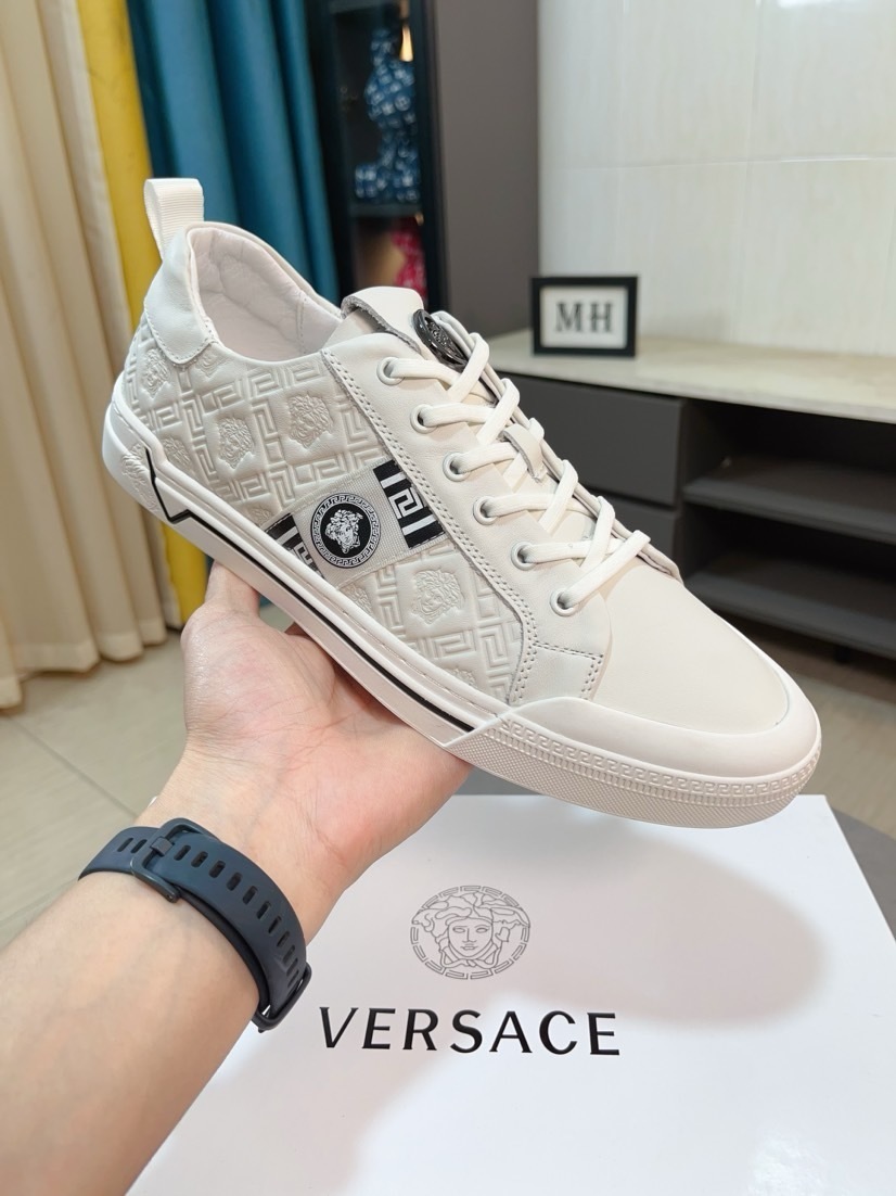 VERSACE男鞋 2025專櫃同步 範思哲經典爆款休閑鞋