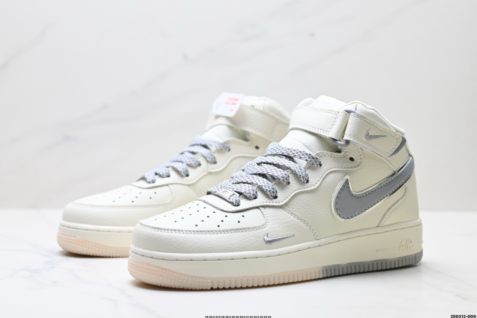Nike Air Force 1情侶鞋 耐克中幫時尚休閒運動板鞋
