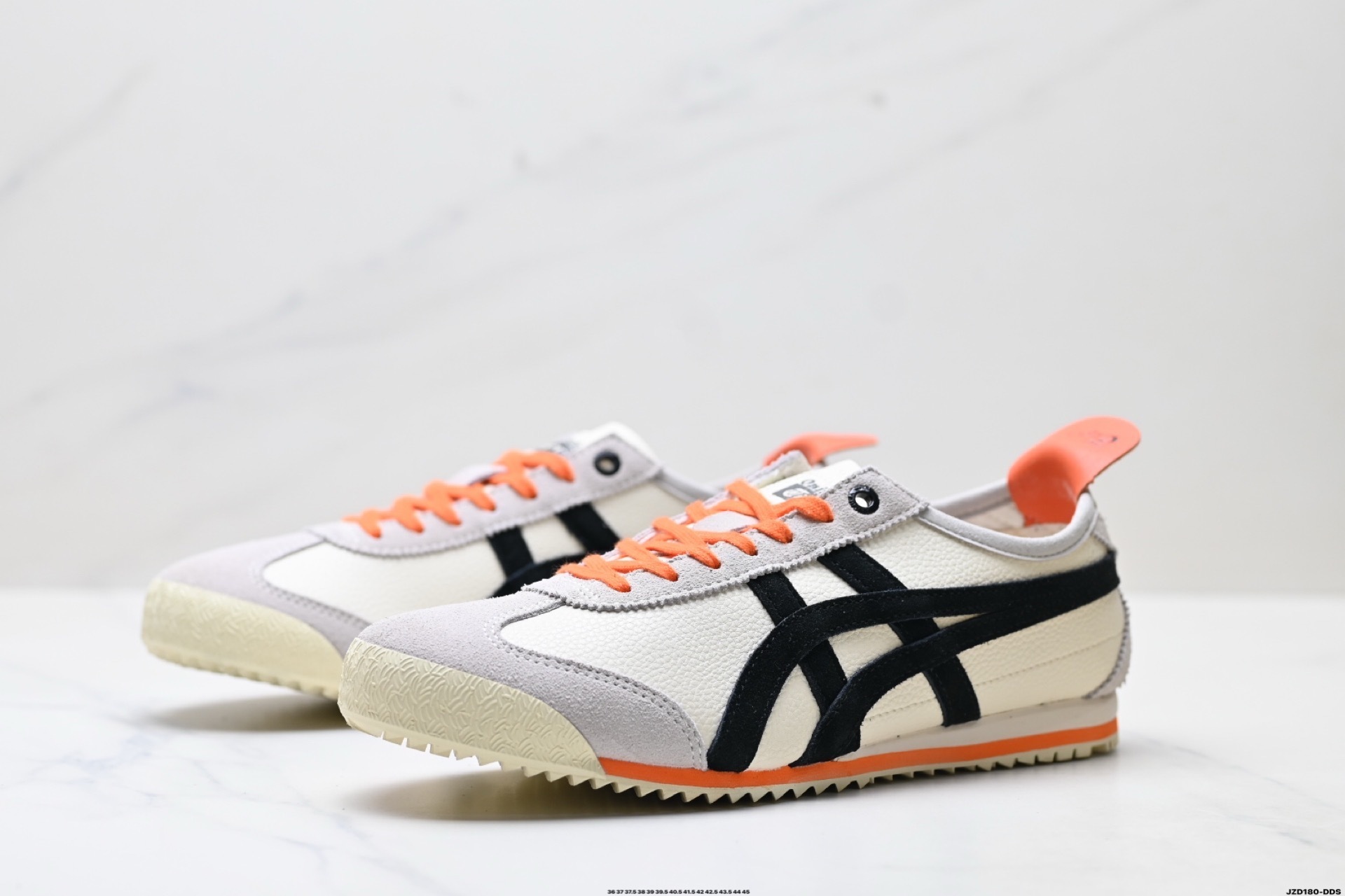 ASICS情侶鞋 亞瑟士時尚休閒運動跑步鞋