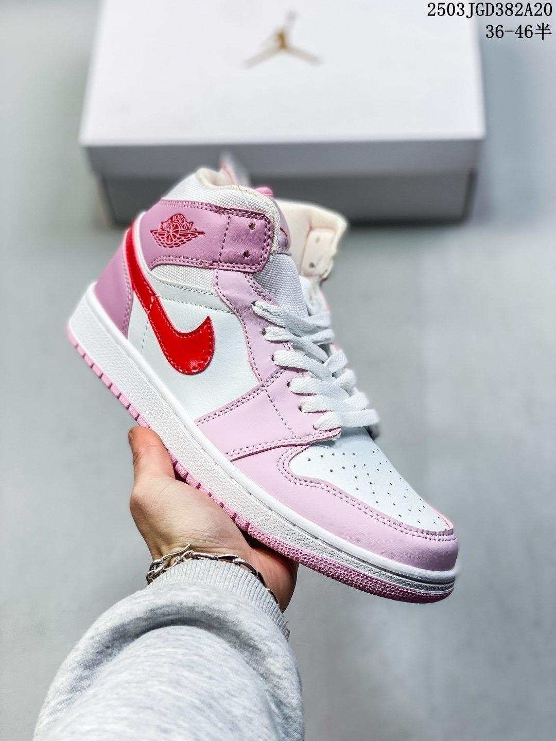 Air Jordan 1情侶鞋 喬丹高幫時尚休閑運動板鞋