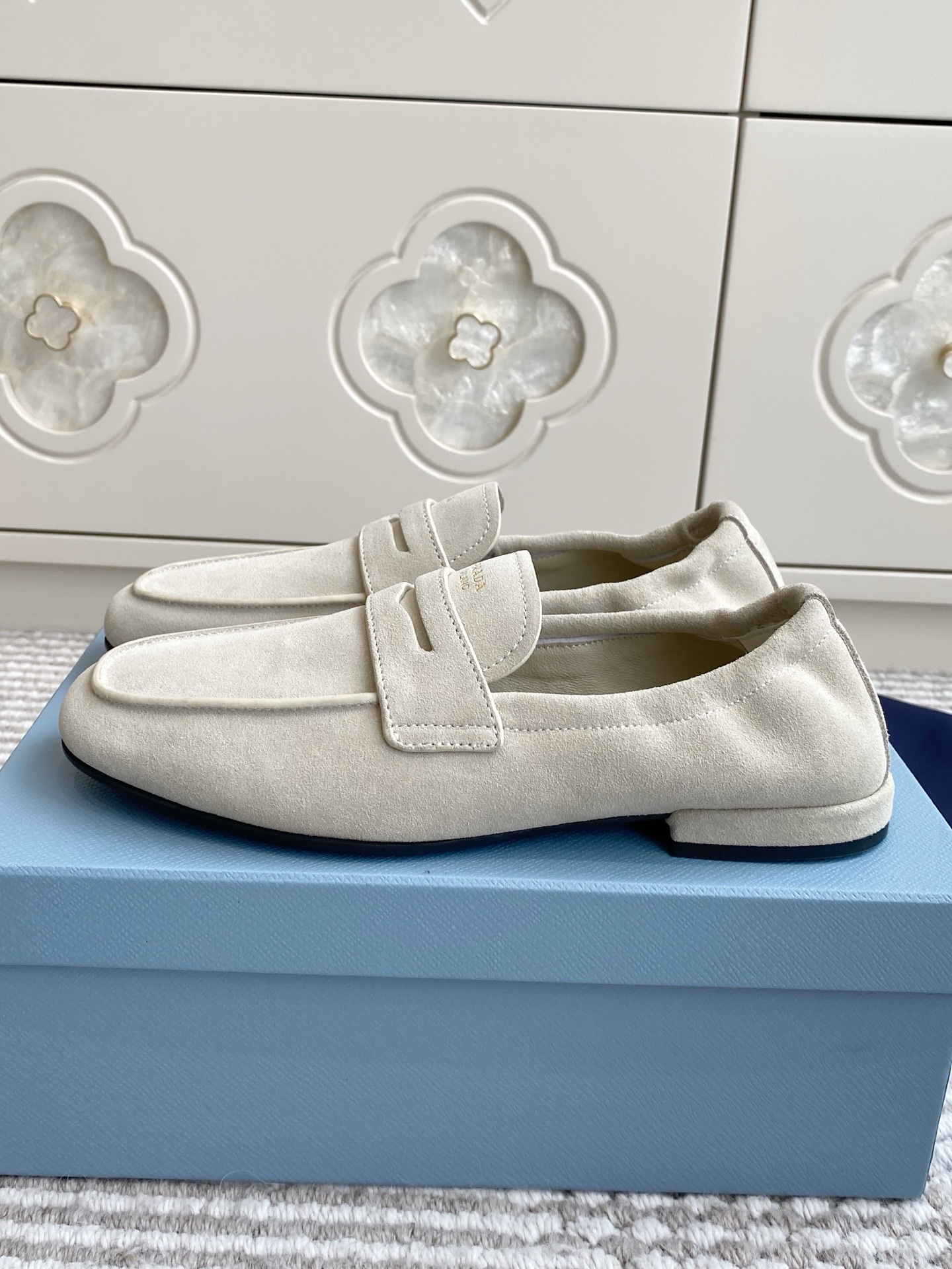 PRADA情侶鞋 2025專櫃同步 普拉達經典爆款樂福鞋