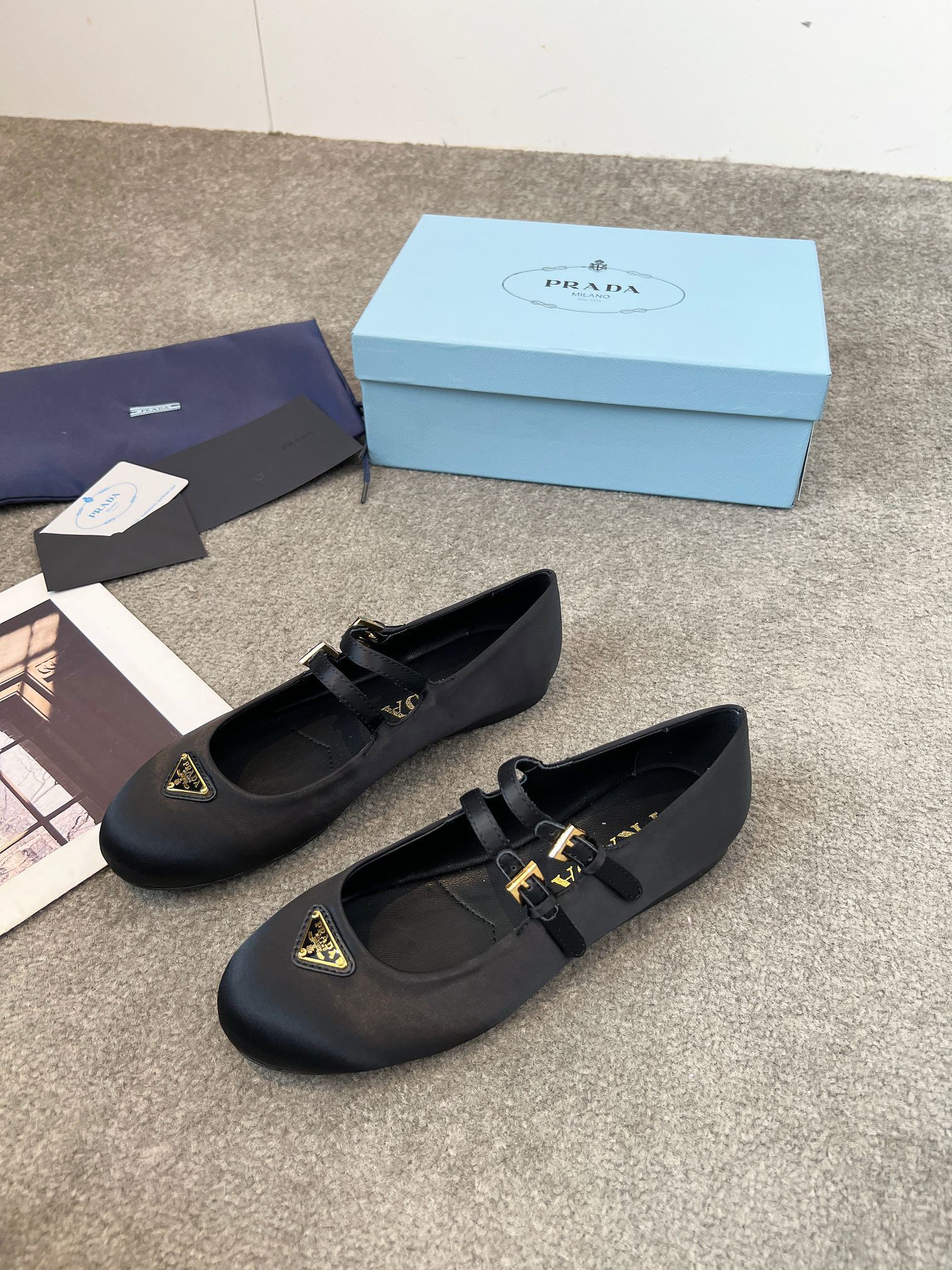 PRADA女鞋 2025專櫃同步 普拉達經典爆款樂福鞋