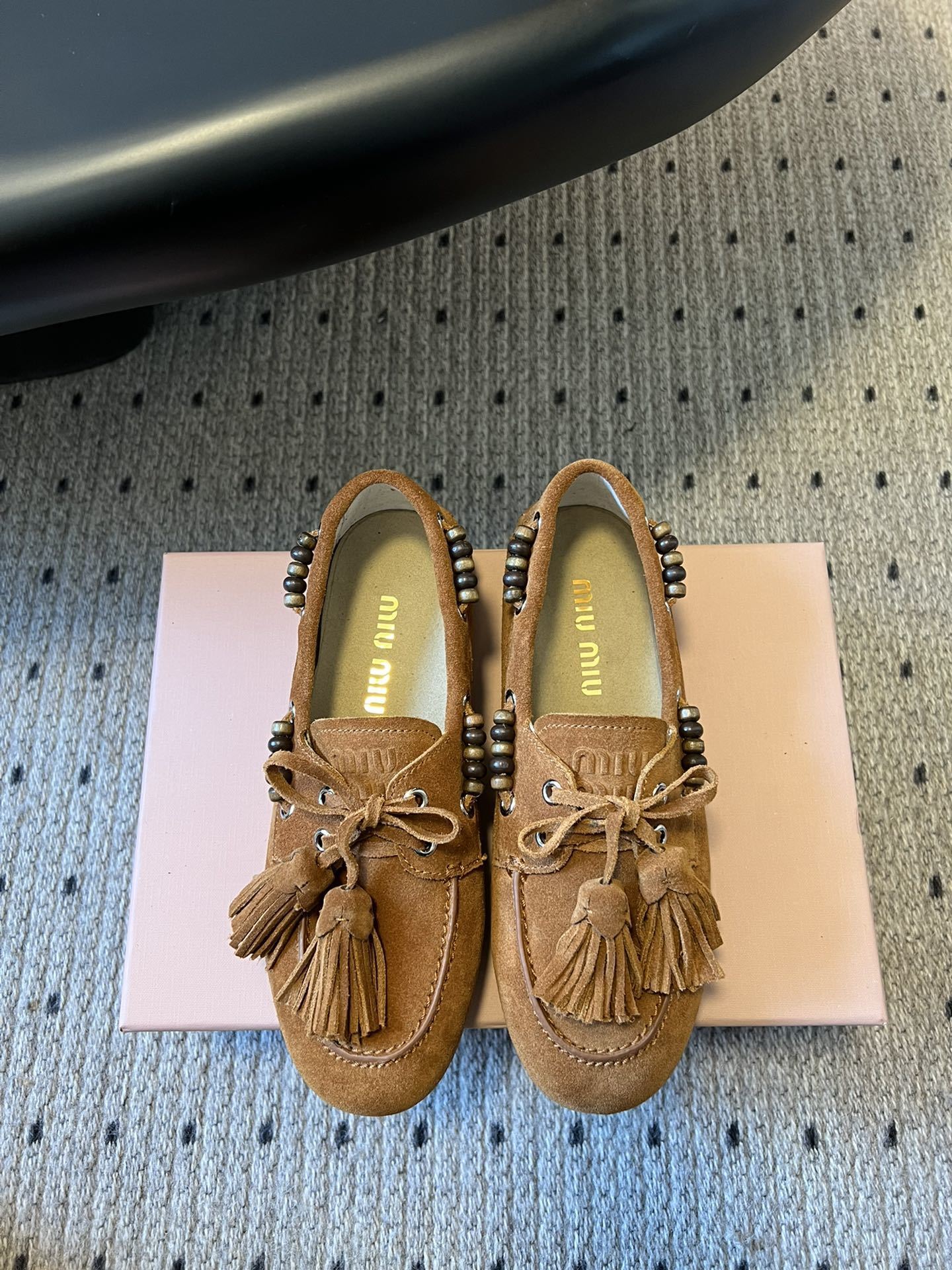 miumiu女鞋 2025專櫃同步 繆繆經典爆款休閑船鞋