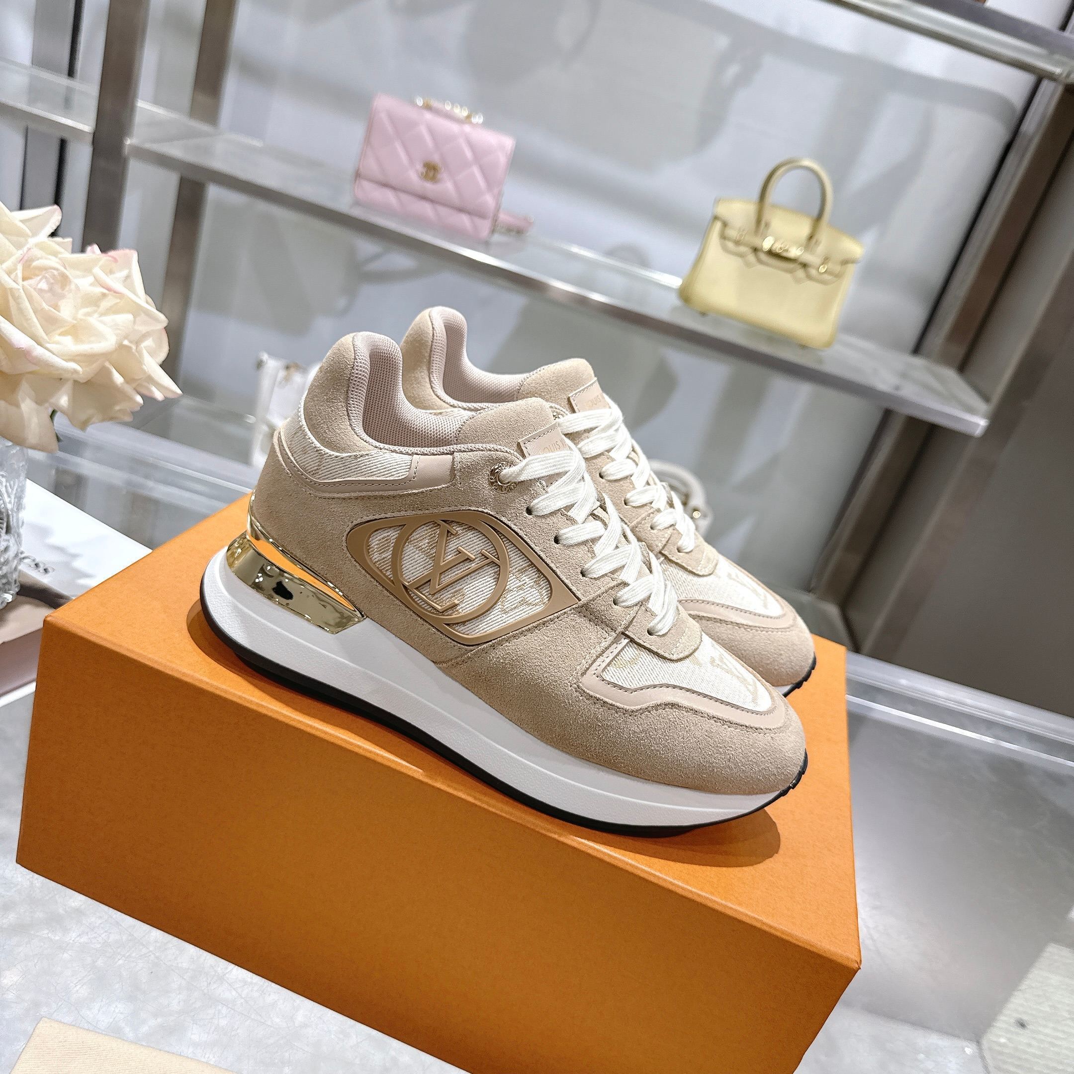 Louis Vuitton情侶鞋 2025專櫃同步 LV路易威登經典爆款休閑鞋