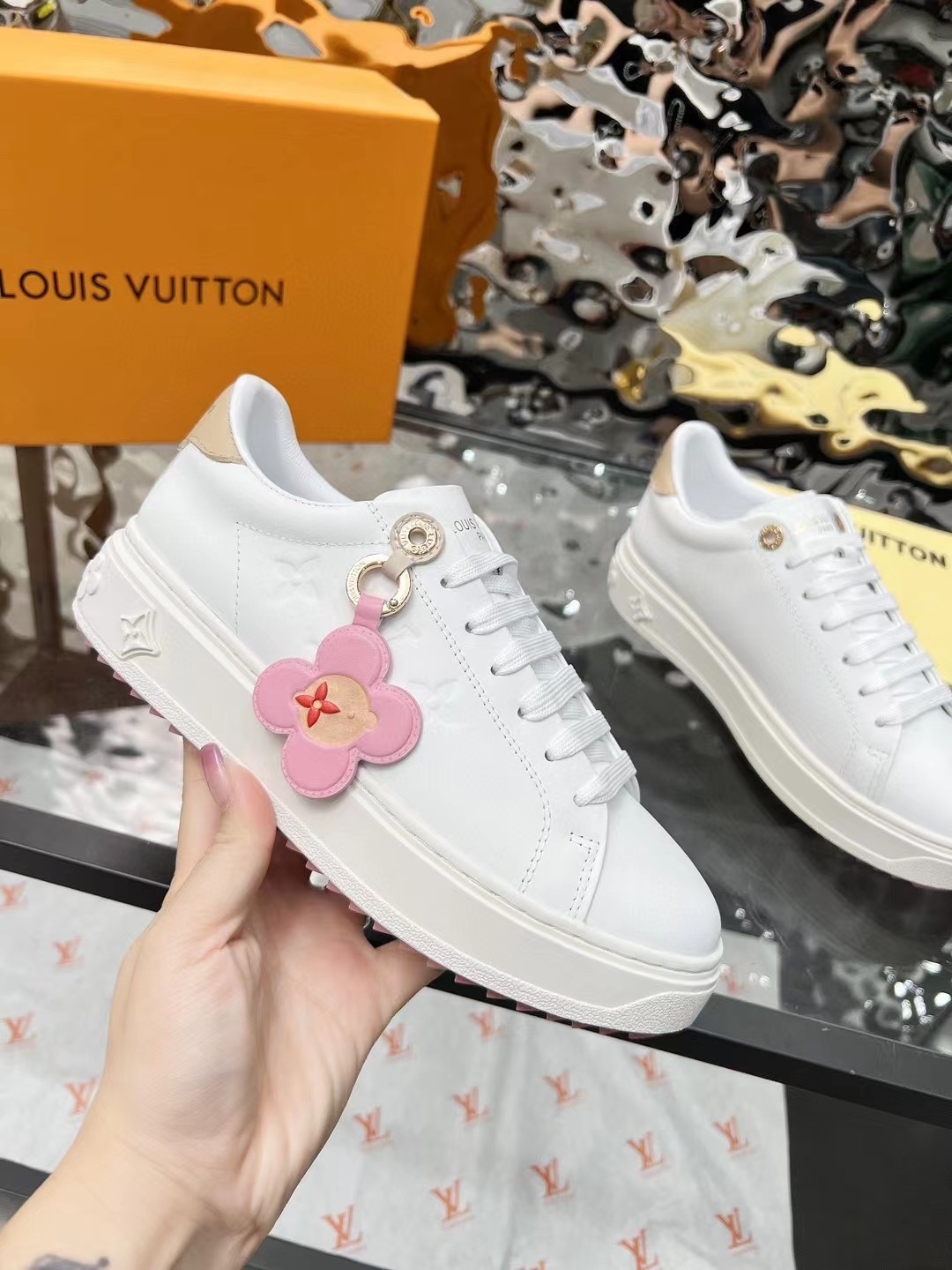 Louis Vuitton女鞋 2025專櫃同步 LV路易威登經典爆款休閑鞋